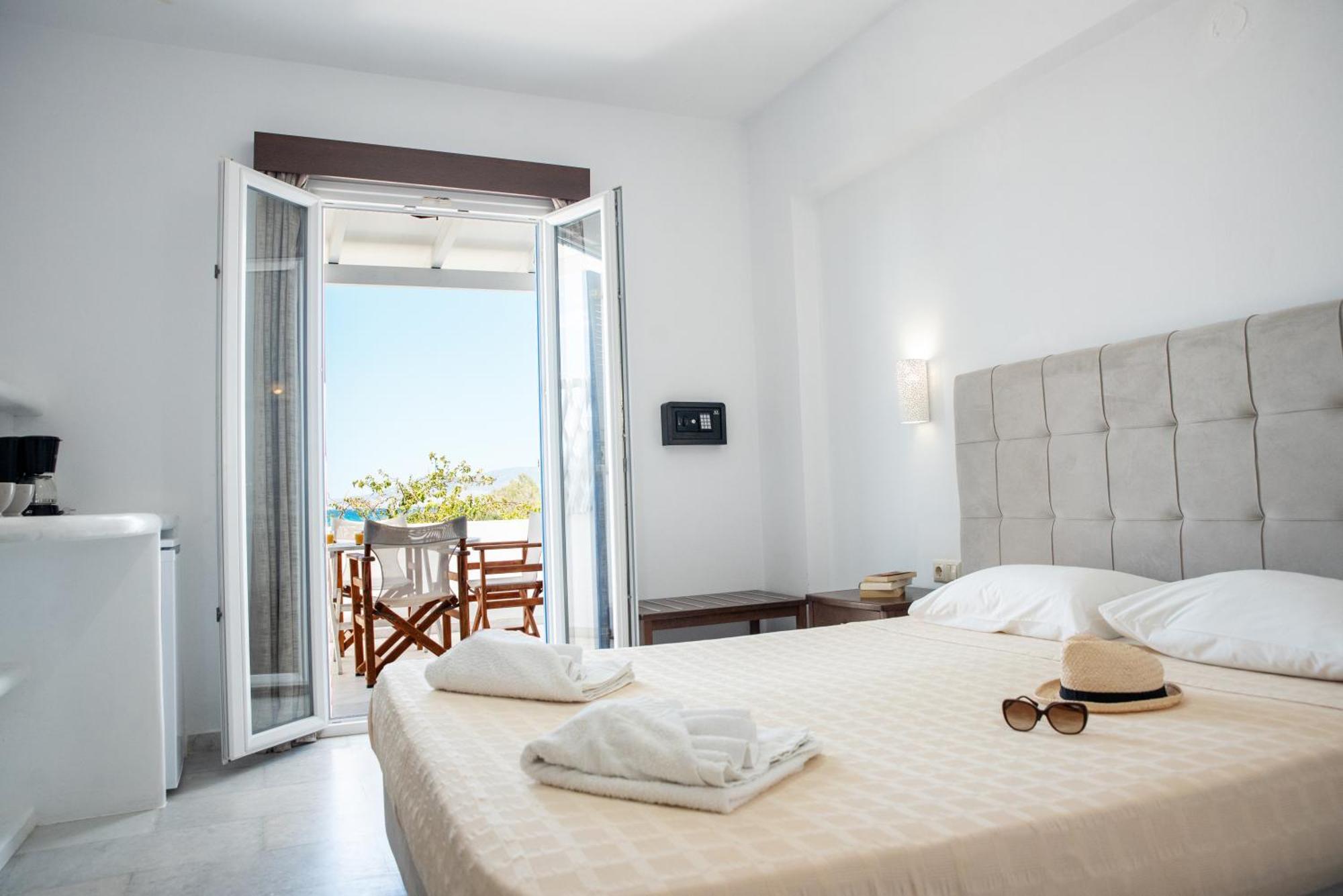 Stella Naxos Island Aparthotel Agia Anna  Exterior photo